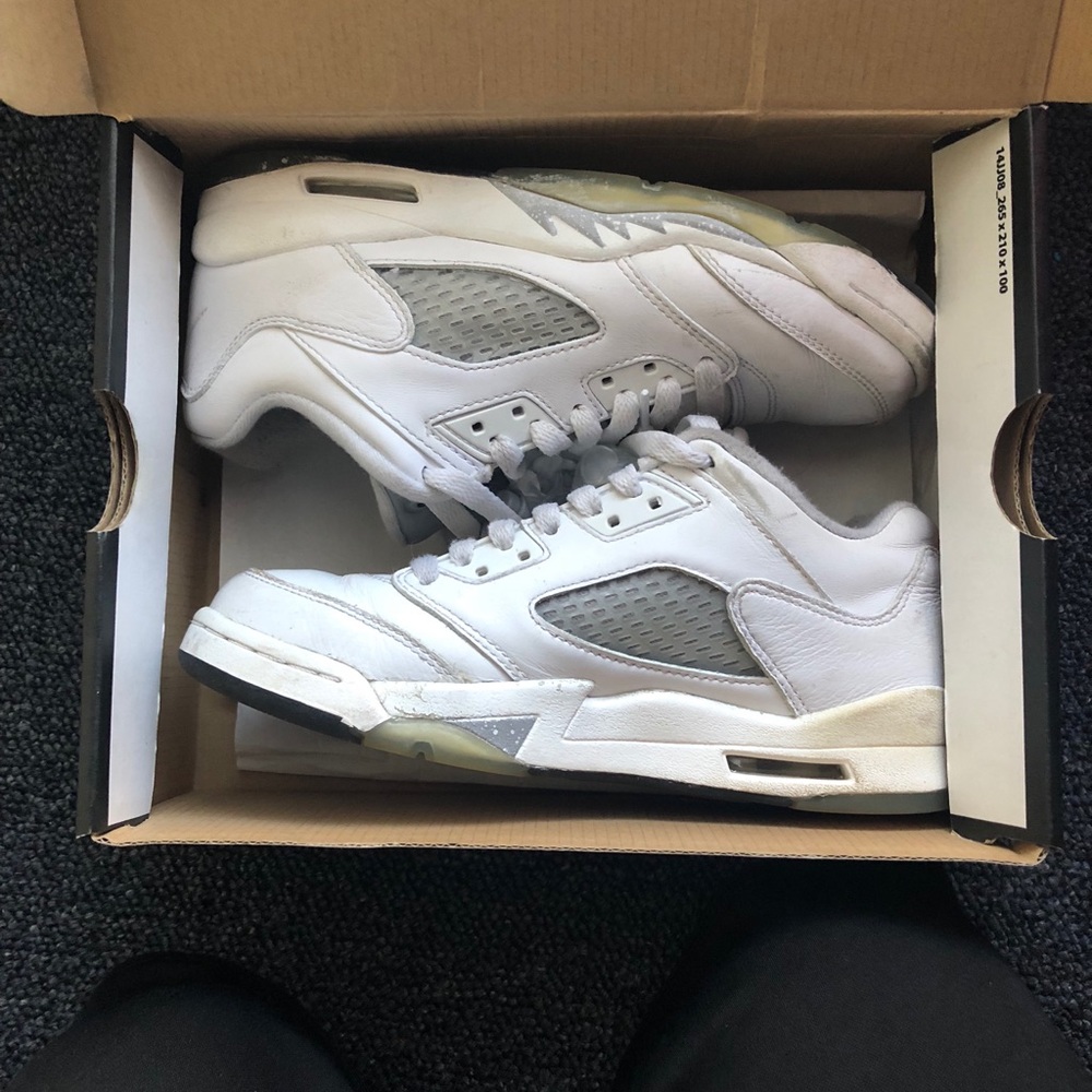 Air Jordan 5s wolf greys